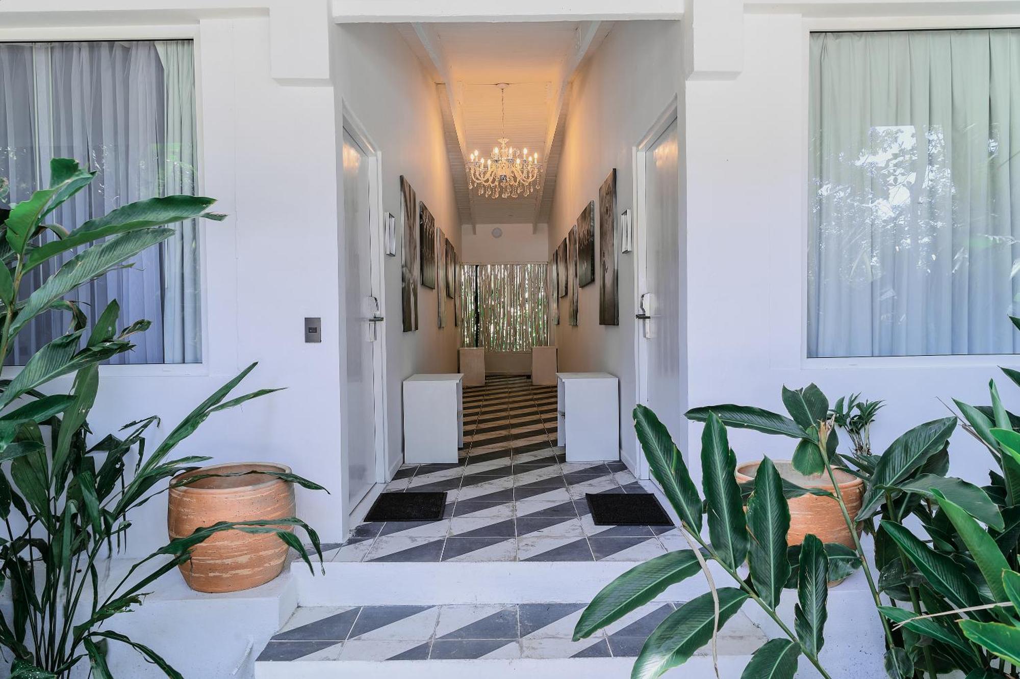 Le Cameleon Boutique Hotel Puerto Viejo de Talamanca Kültér fotó